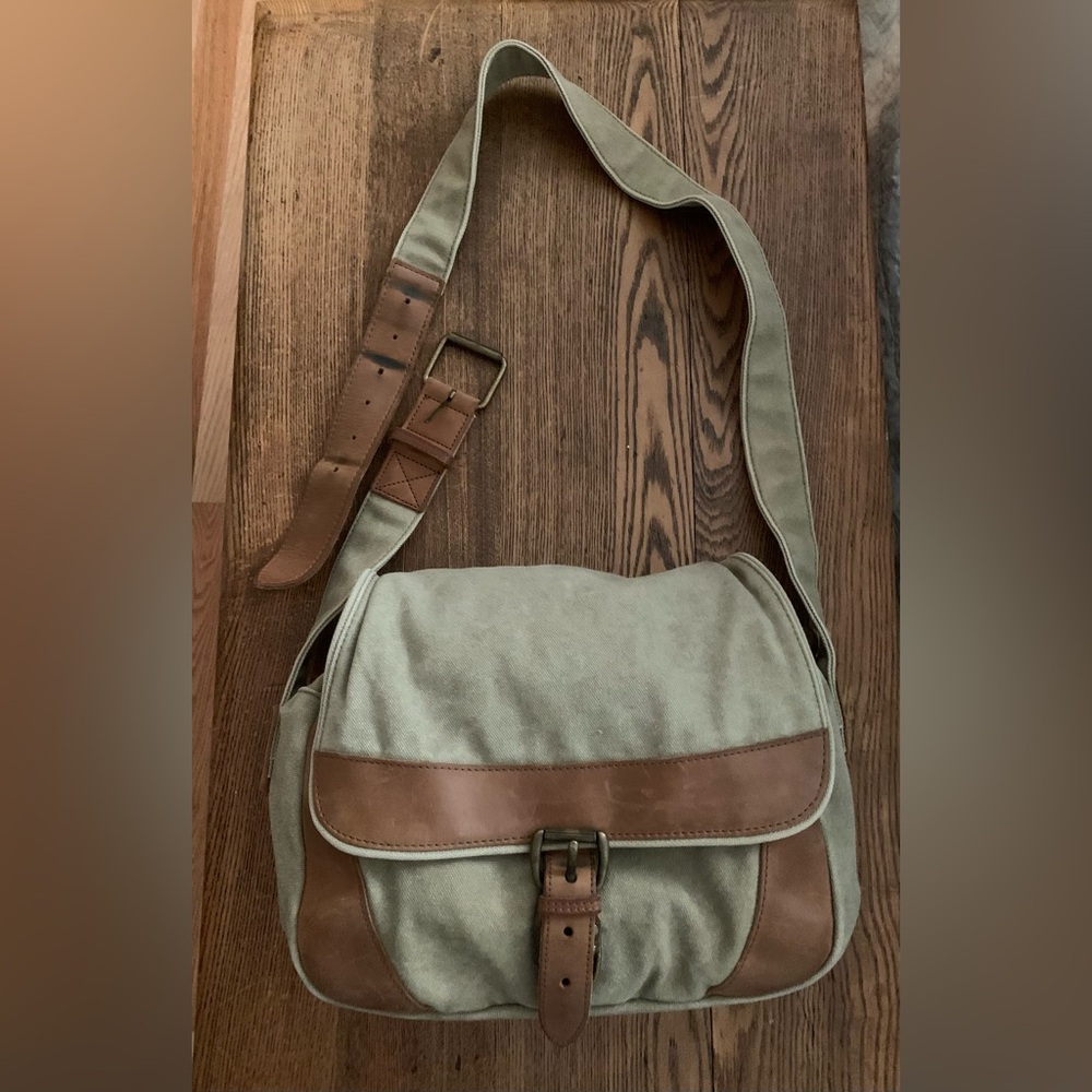 Vintage 90’s LLBean Canvas Shoulder Crossbody Messenger Bag Distressed Leather